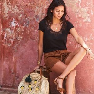 SÉZANE || Embroidered Loly Linen Tee